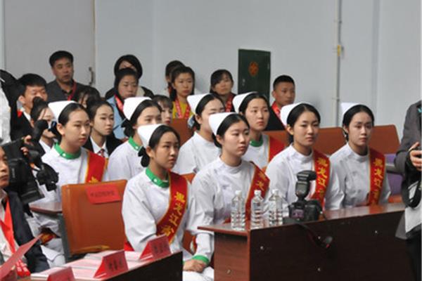 新疆林业学校
