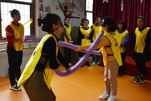 室内活动小游戏
