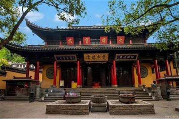 上海龙华寺