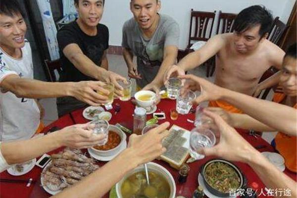 朋友请吃饭