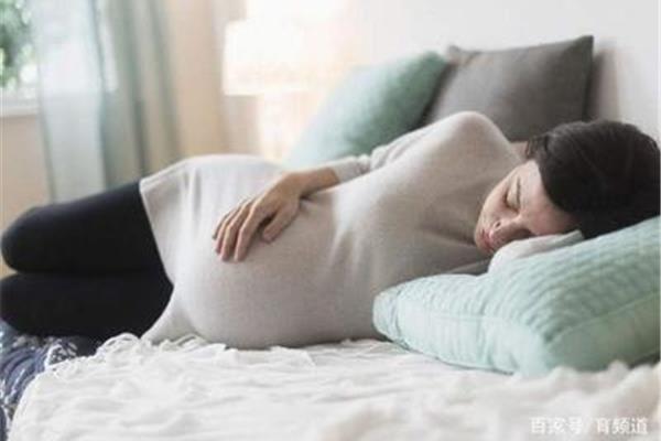 孕妇可以右侧睡吗