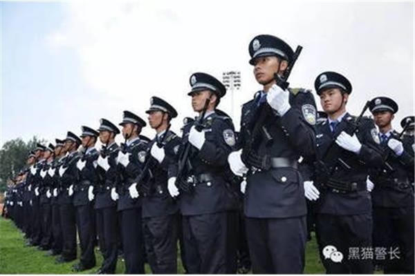 怎么才能当警察