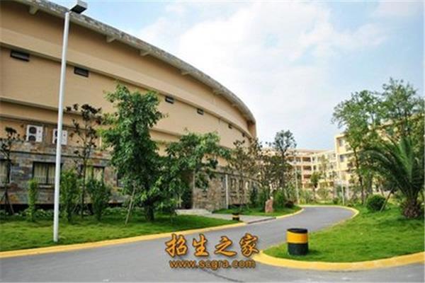 成都技术职业学院