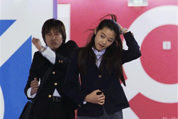 我的野蛮姐姐