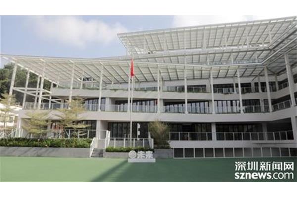未来的学校图片