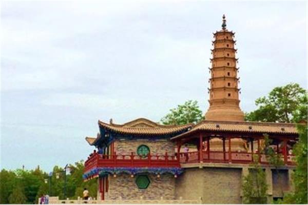 白塔山公园