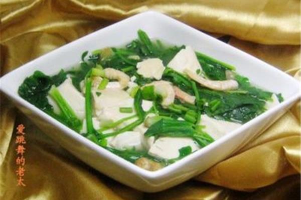 荠菜豆腐汤