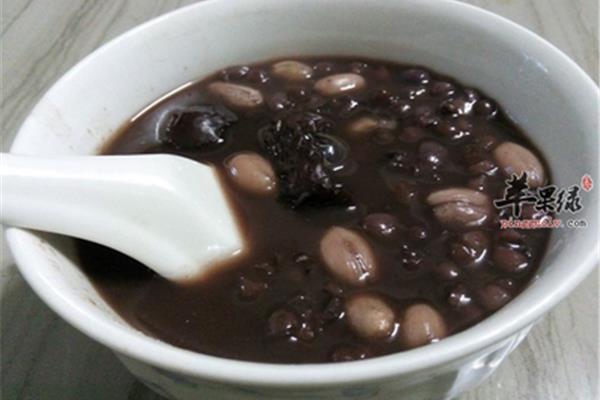 黑米红豆粥的功效
