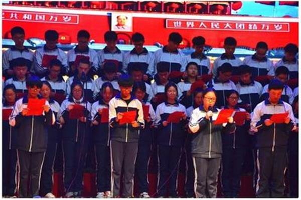 爱国朗诵诗歌