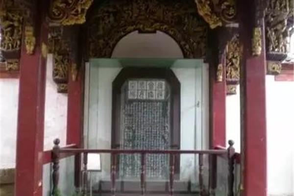 凭吊的意思