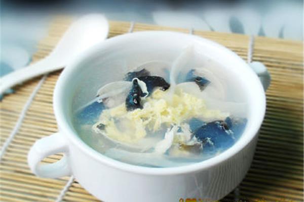 木耳鸡蛋汤