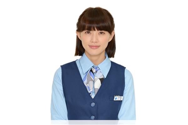 小峰ひなた