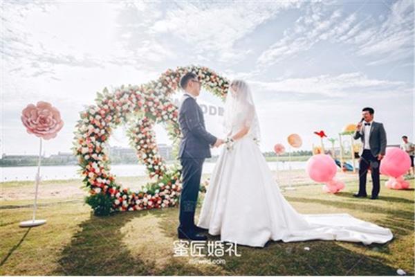 恭喜订婚的祝福语