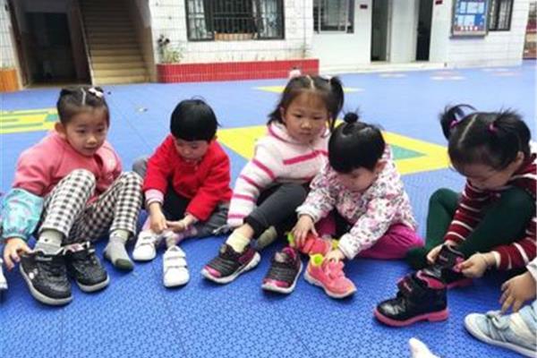幼儿自理能力