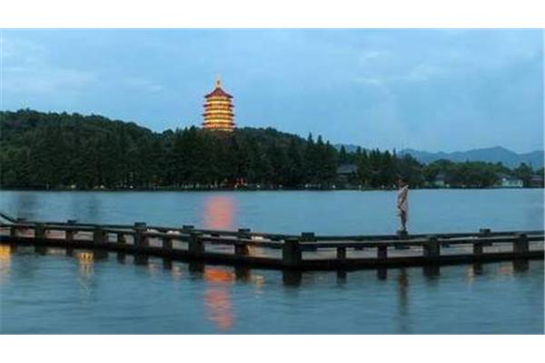 杭州怎么形容