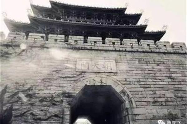 城门城门几丈高