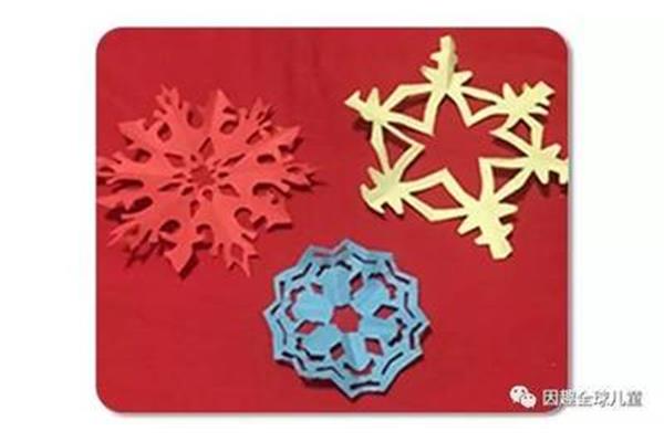 雪花剪纸简单