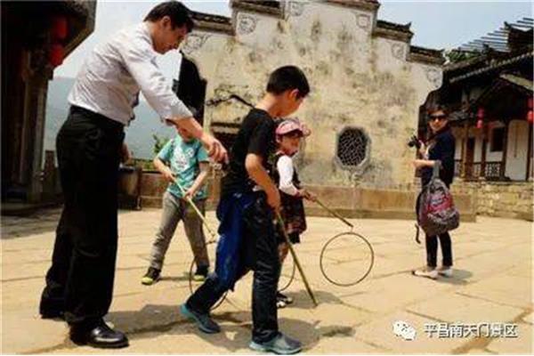 跳皮筋怎么玩