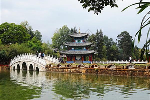 五龙潭公园