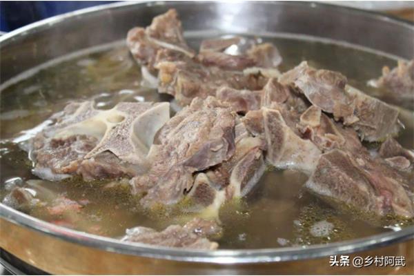 怎样炖牛骨头