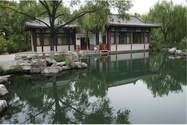 五龙潭公园