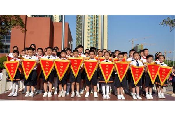 升旗仪式新闻稿