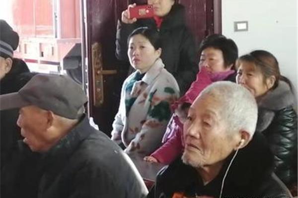 孝亲敬老的古诗句