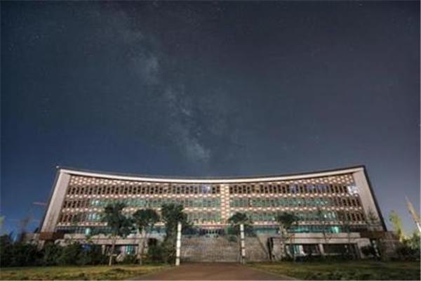 泰山科技学院学费