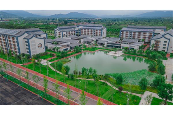 泰山科技学院学费