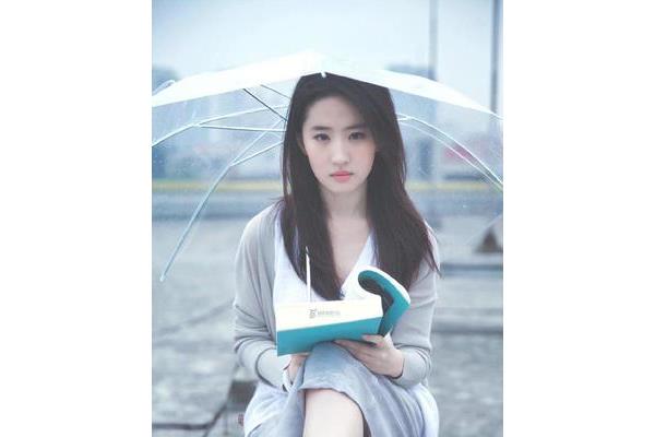 钟灵是什么意思