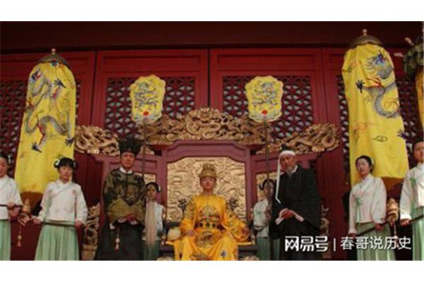 天理昭彰的意思