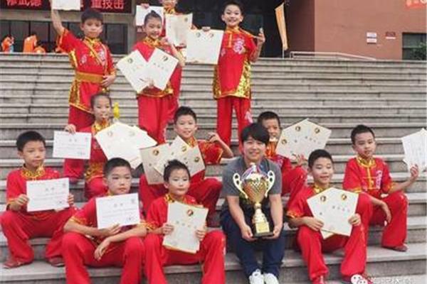 双榆树第一小学