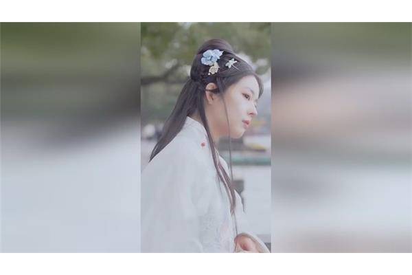 丁香一样的姑娘