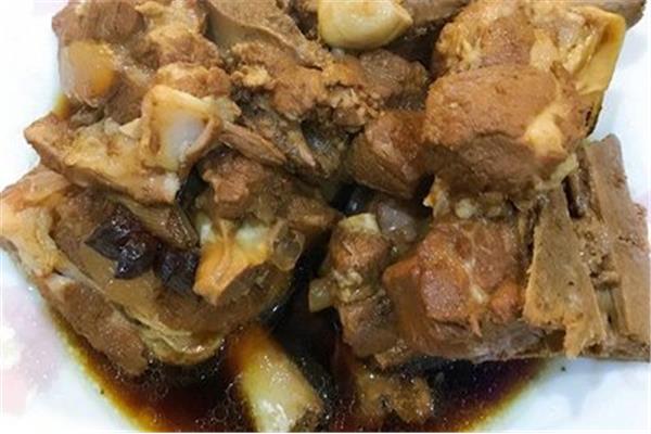 排骨炖什么菜好吃
