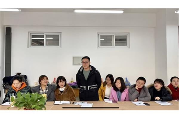 前卫路小学