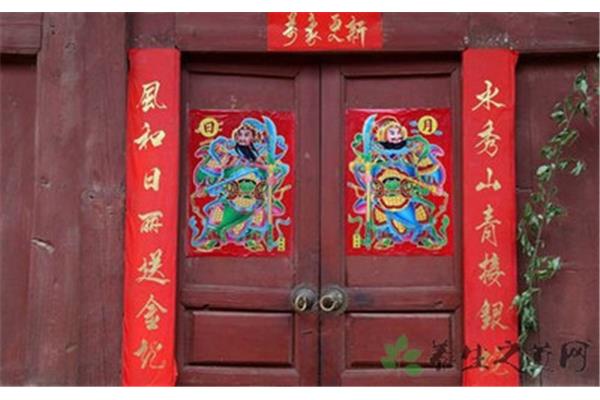 为什么要贴春联
