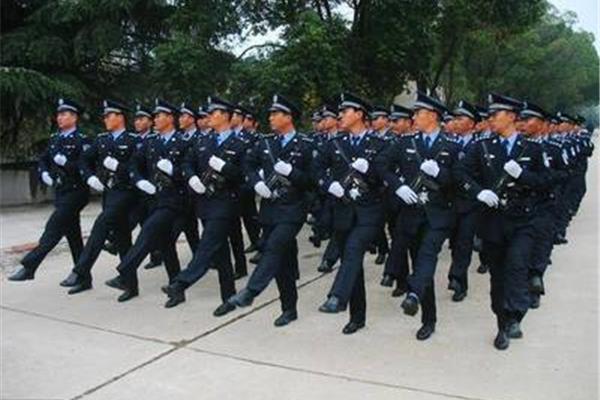公安招警考试
