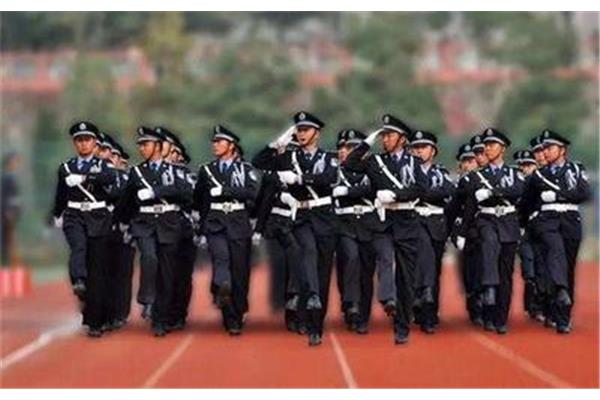 公安招警考试