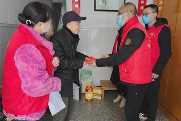 工会送温暖