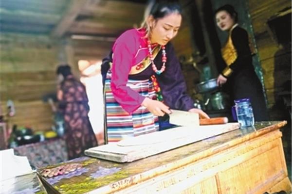 妹妹开美食店