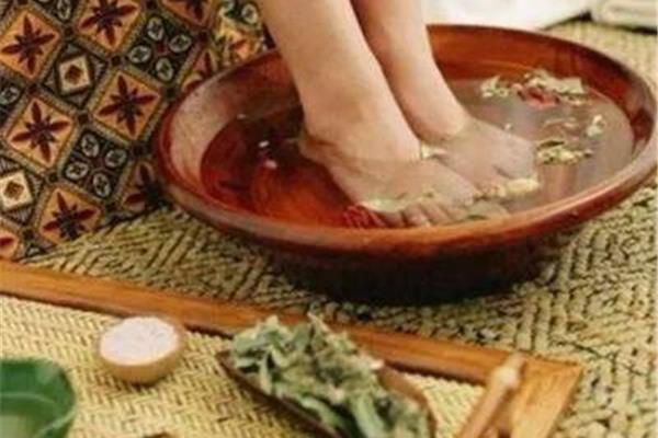 感冒可以泡脚吗