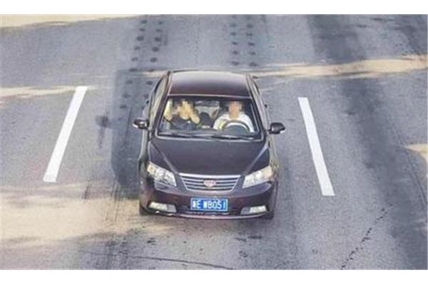 帅用英语怎么说