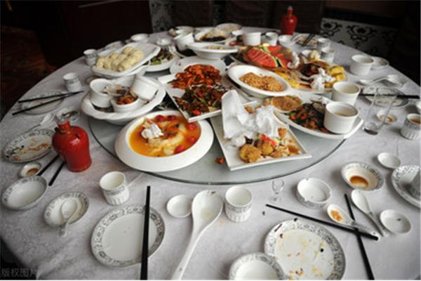 浪费粮食的危害