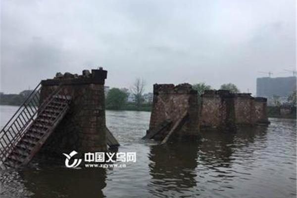横什么江面