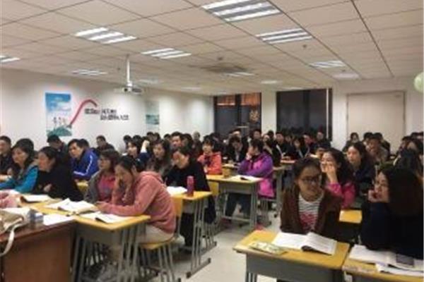 什么是培训学校