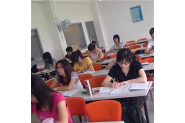 什么是培训学校