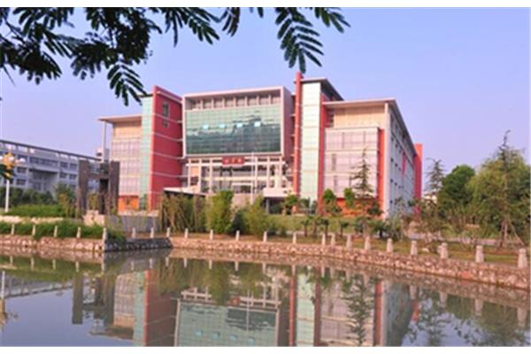 江苏经贸职业技术学院怎么样