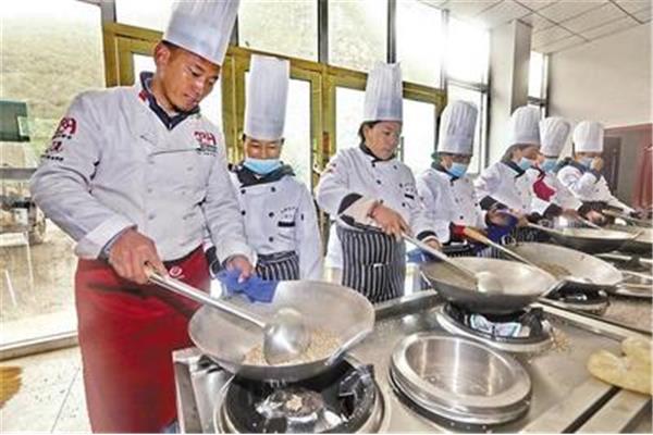 学厨师培训费用多少钱