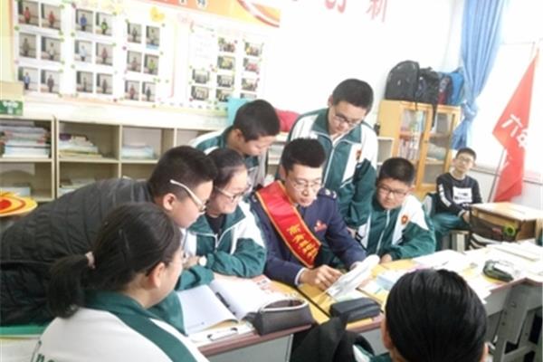 高青双语学校