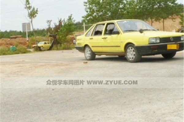 青岛学车多少钱